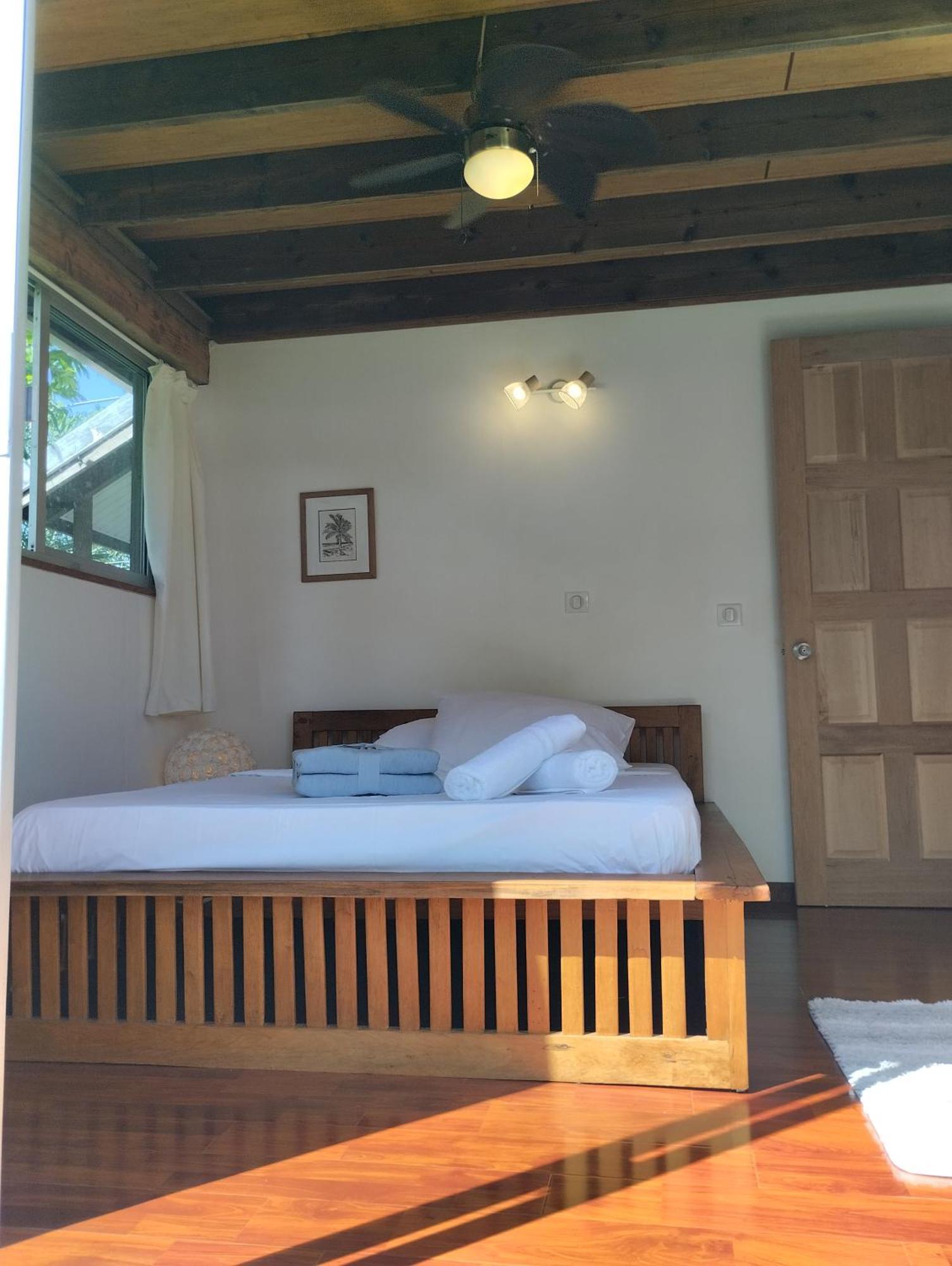 Tema'E Beach House Temae Exteriör bild